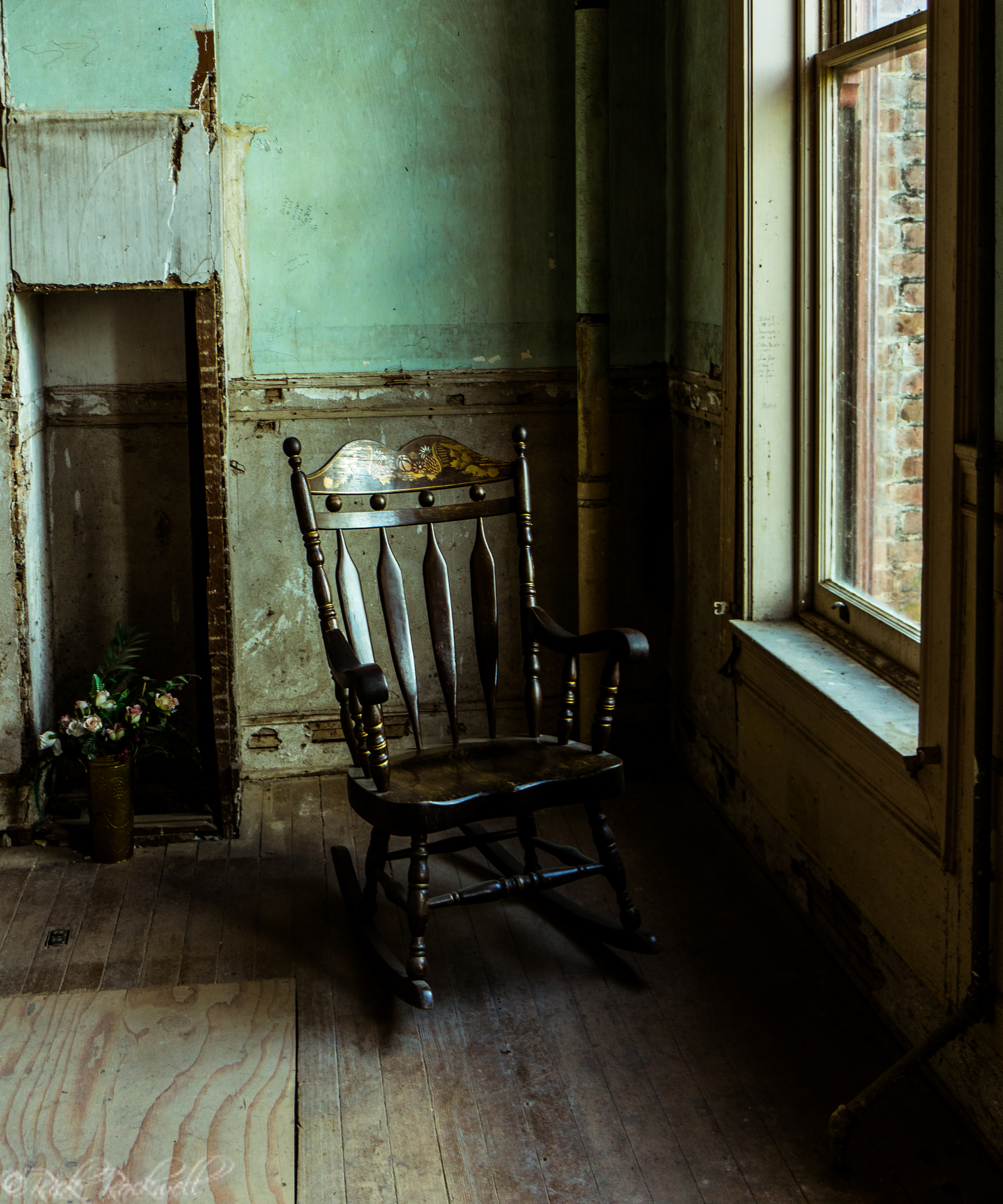 Photo of Photo Essay: Preston Castle Dining Room and Kitchen