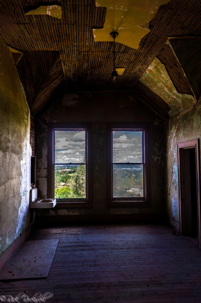 preston castle room purple (1 of 1)