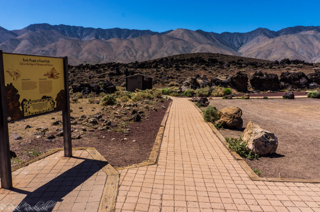 fossil falls trailhead (1 of 1)