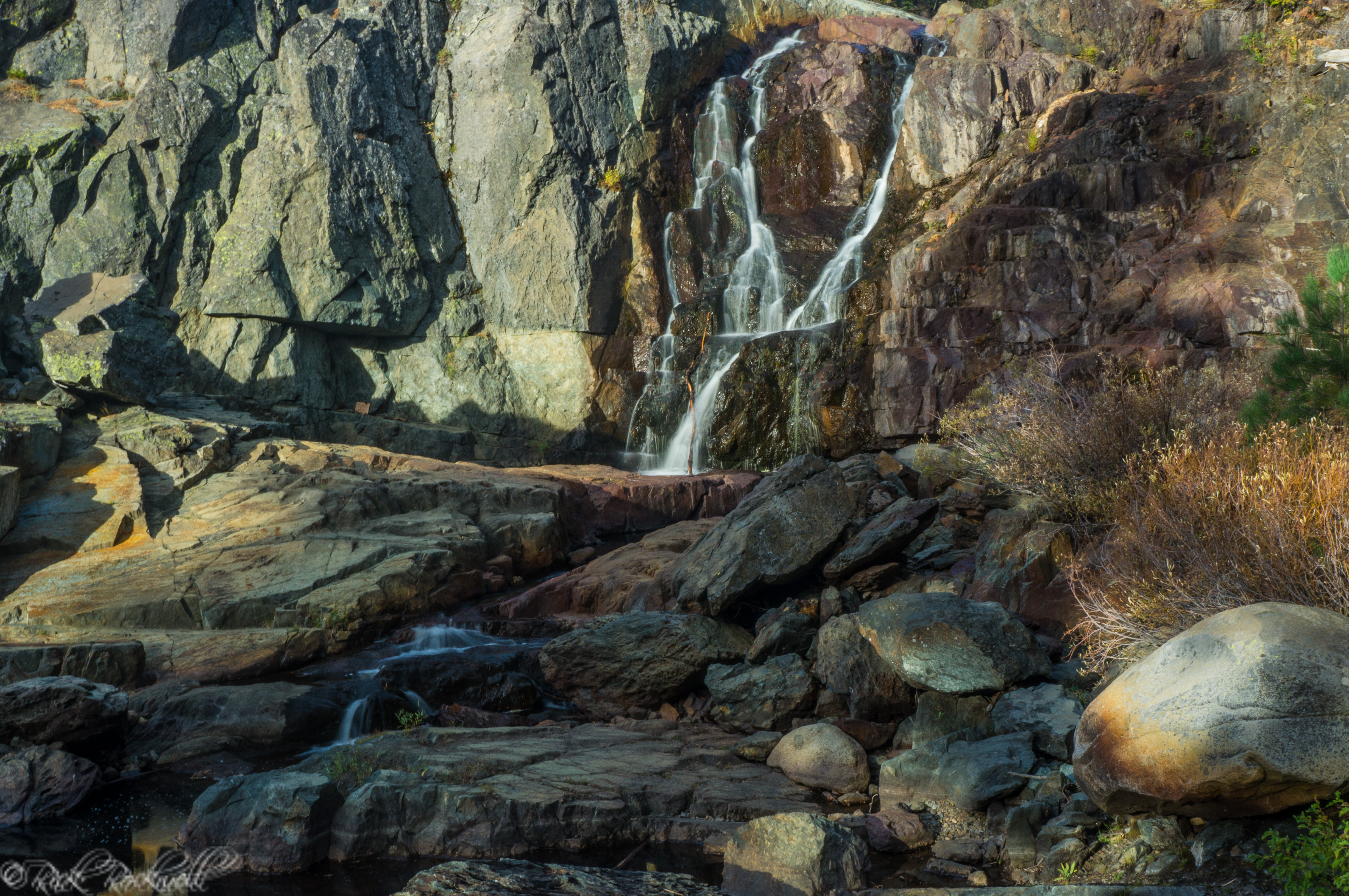 Photo of Modjeska Falls: a seasonal beauty with a historically famous name