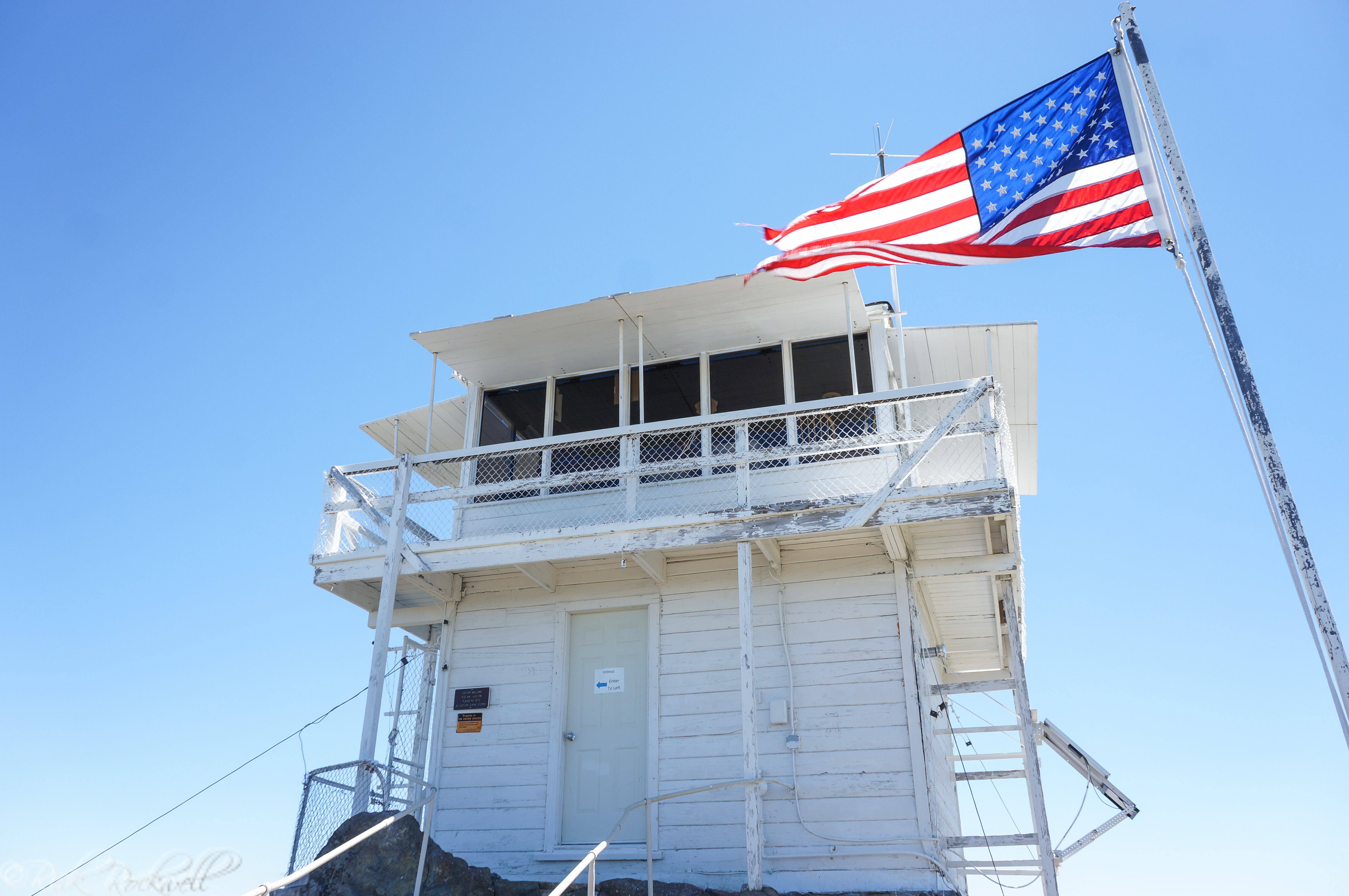 Photo of Mills Peak Fire Lookout: spectacular views of Lakes Basin Rec Area and Plumas County