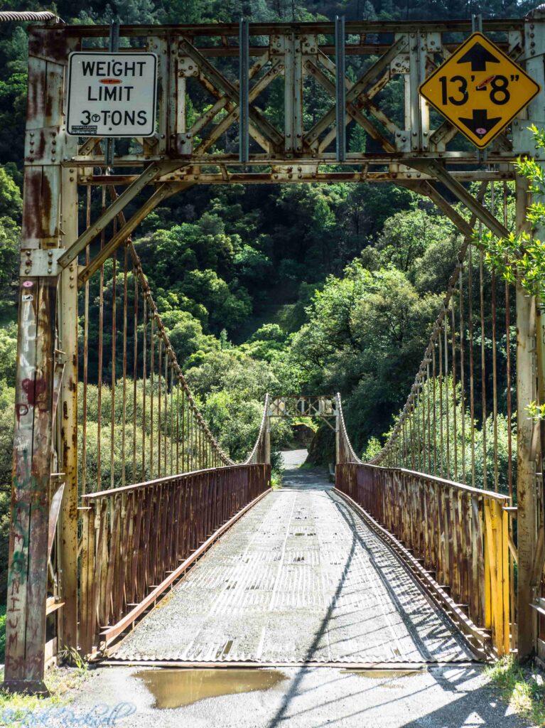 Standing view on the Yankee Jims Bridge